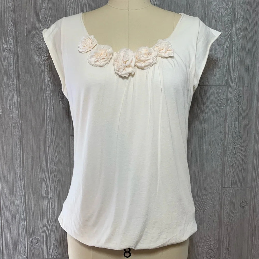 Cabi Cream Rosette Knit Top M
